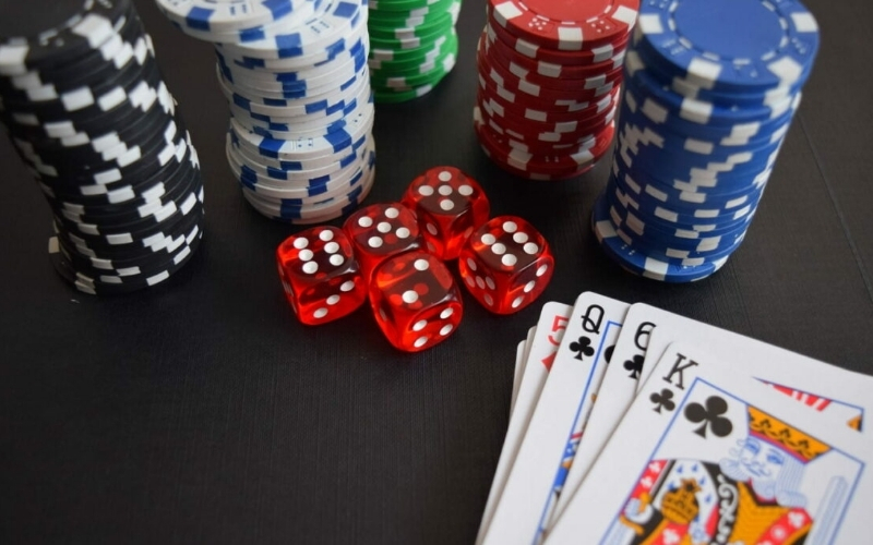 Luật Gấp đôi (Double Down) và Tách bài (Split)