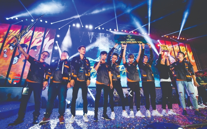 Các trận đấu nổi bật dẫn đến đảo chiều