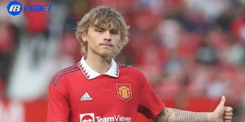 Đánh giá khả năng đọc trận đấu của Isak Hansen Aaroen