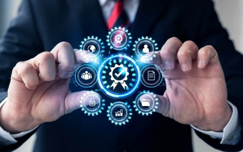 Hệ thống quản trị rủi ro và tuân thủ pháp lý