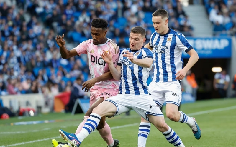 Phân tích chiến thuật và màn trình diễn của các ngôi sao