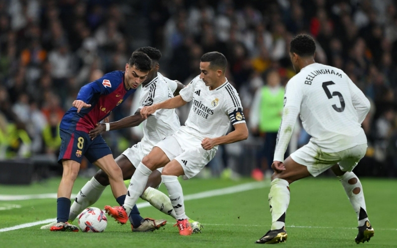 Chiến lược thích nghi và chuẩn bị cho trận đấu vùng cao