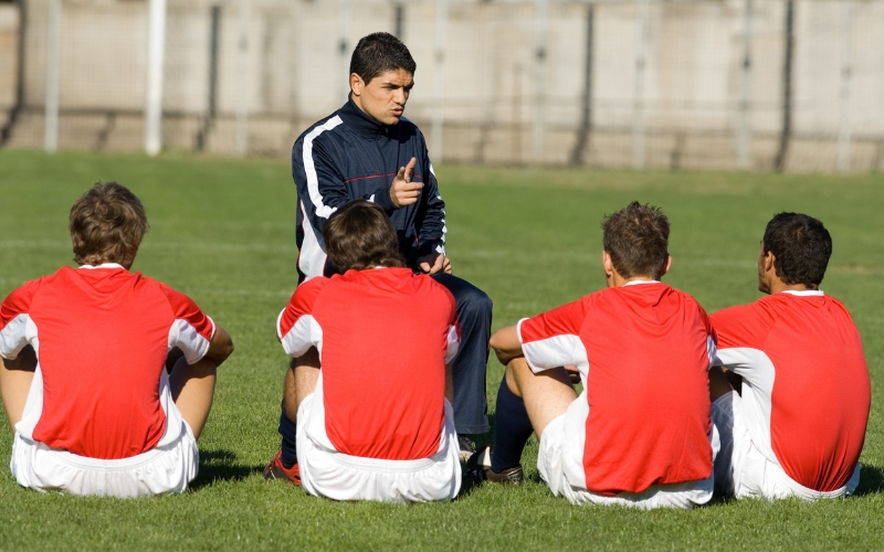 Những yếu tố khách quan tác động đến quyết định của HLV